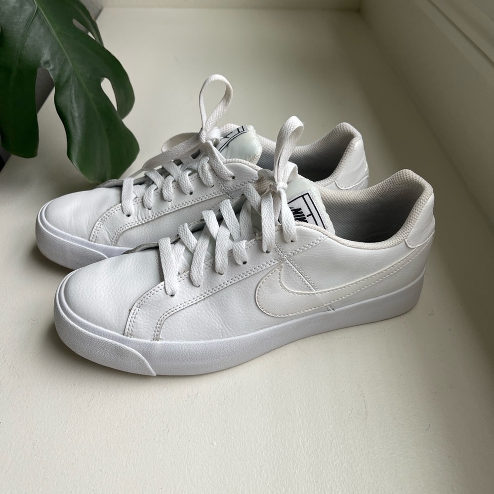 Nike Woman’s sneakers